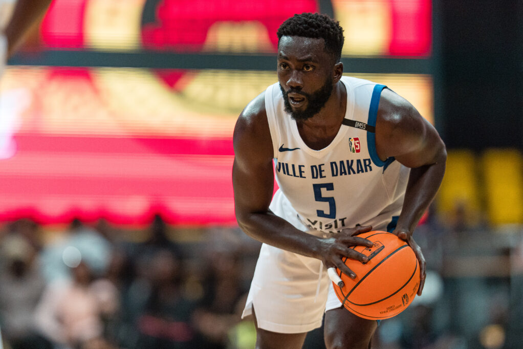 AS Ville de Dakar and Thierno Ibrahima Niang